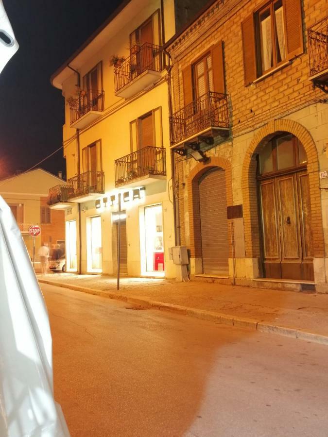 Le Finestre Sulla Piazza Panzió Boiano Kültér fotó
